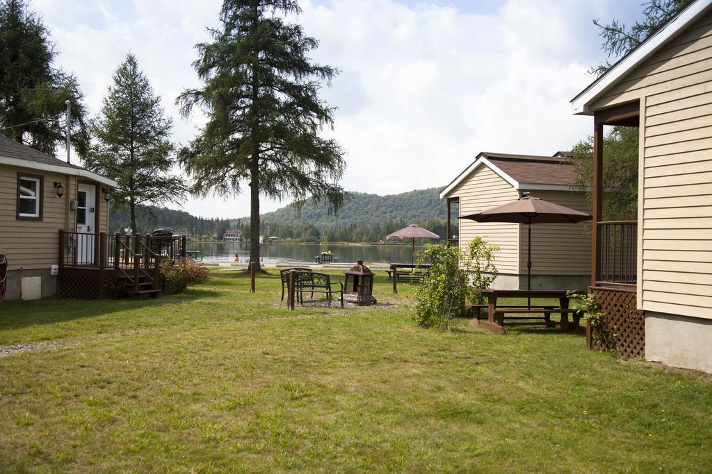 Emme Chalets Sainte-Lucie-de-Doncaster Екстериор снимка