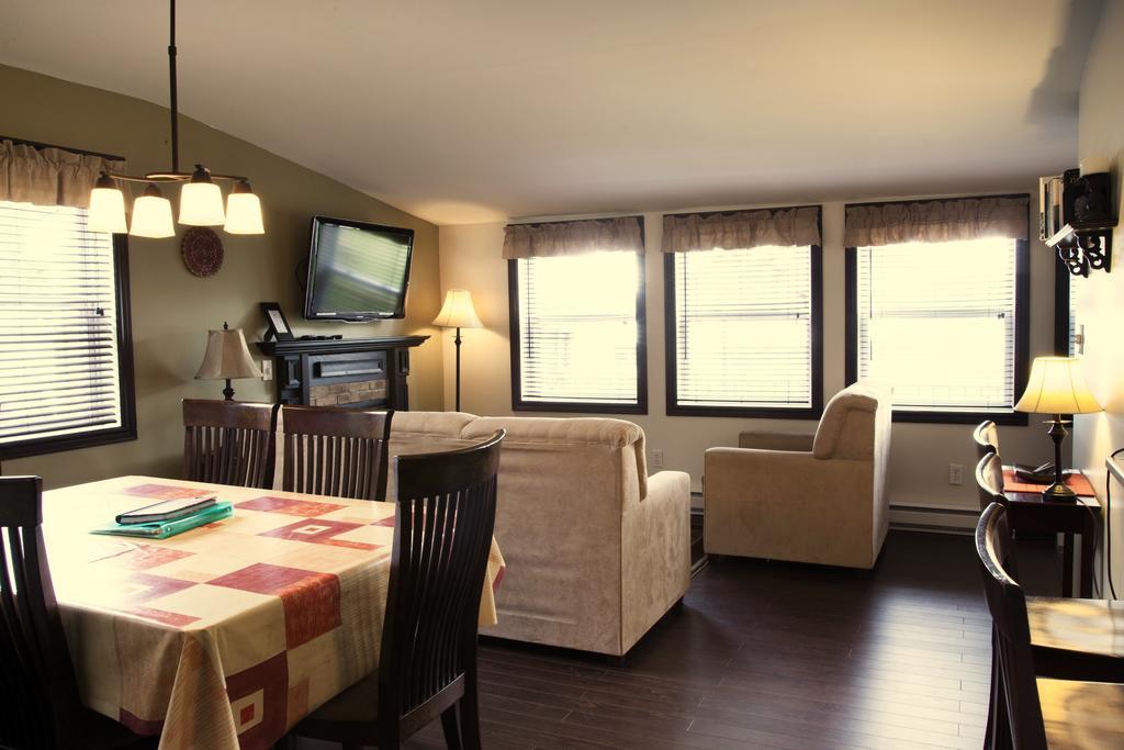 Emme Chalets Sainte-Lucie-de-Doncaster Стая снимка